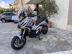 Honda - X-Adv