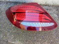 Oba stop svjetla za Mercedes Benz - E 200    - 2018