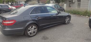 Mercedes Benz - E 220