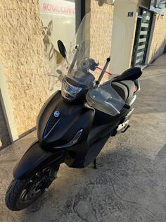 Piaggio - beverly 400s