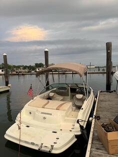 Caravelle - bow rider 20’