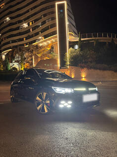 Volkswagen - Golf 8 - 2.0