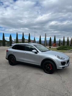 Porsche - Cayenne - 3.0