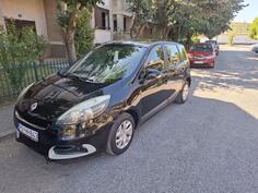 Renault - Scenic - 1.5 dci