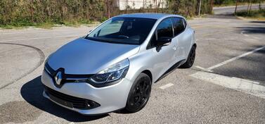Renault - Clio - 1.5 dci