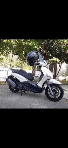 Piaggio - Beverly