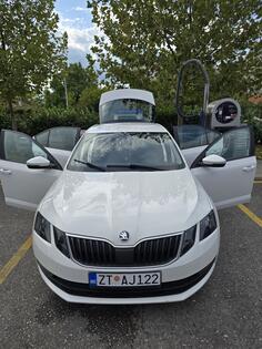 Škoda - Octavia - 1.6
