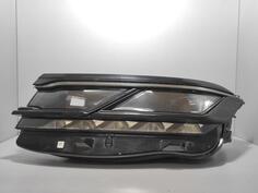 Lijevi far za Volkswagen - Touareg    - 2018-2025