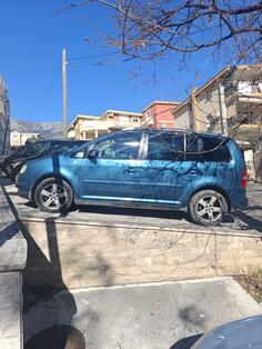 Volkswagen - Touran - 2.0 TDI