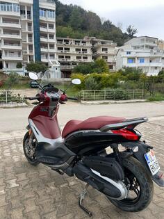 Piaggio - beverly