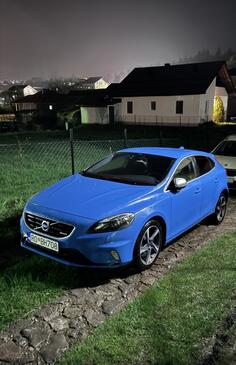 Volvo - V40 - D3 R-Design
