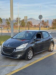 Peugeot - 208 - 1.2