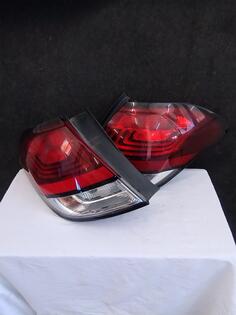 Oba stop svjetla za Citroen - C4    - 2017