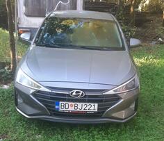 Hyundai - Elantra - 1.6 MPI 4VR GLS