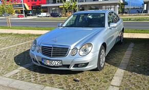Mercedes Benz - E 200 - E200 CDI