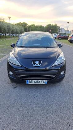Peugeot - 208 - 1.6 HDI