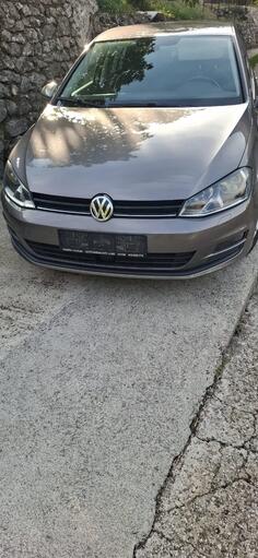 Volkswagen - Golf 7 - auto kao nov
