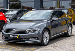 Volkswagen - Passat - R - LINE 2.0 TDI