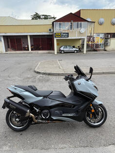 Yamaha - t Max
