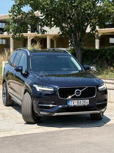 Volvo - XC 90 - D5 MOMENTUM