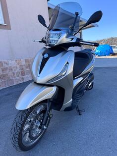 Piaggio - Beverly