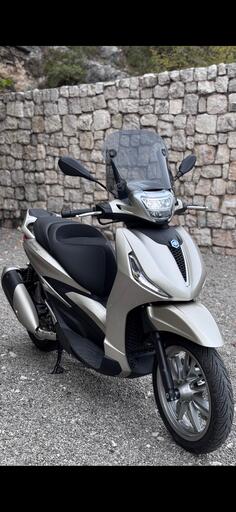 Piaggio - Beverly