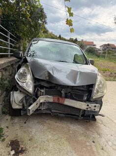 Nissan - Note - 1.6 benzin + plin