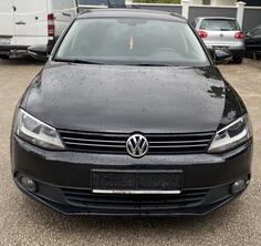 Volkswagen - Jetta