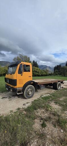 Mercedes Benz - 14-22