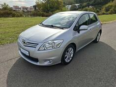 Toyota - Auris - 1.4 d-4d