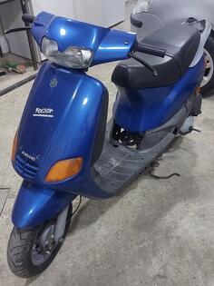 Piaggio - Zip
