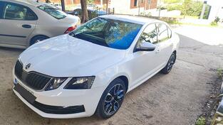 Škoda - Octavia - 1.6
