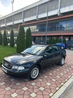 Audi - A4 - 1.9 66