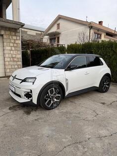 Renault - R 5 - E-TECH 120 URBAN RANGE