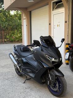 Yamaha - T MAX 560 AKRAPOVIC