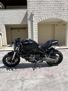 Ducati - monster
