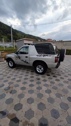 Opel - Frontera - 2.0 benz