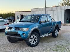 Mitsubishi - L200 - 2.5