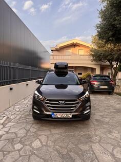 Hyundai - Tucson - 1.7 CRDI