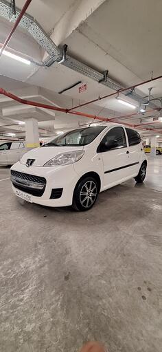 Peugeot - 107 - 1.0 benzin