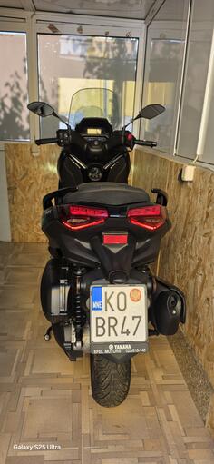 Yamaha - X-Max-High Tech 300