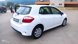 Toyota - Auris - 1.4 D-4D