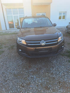 Volkswagen - Tiguan - 2.0 tdi 4motion