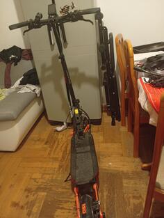 Santa Cruz - elektricni