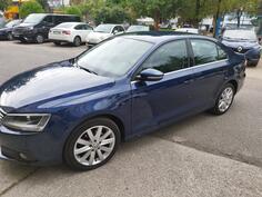 Volkswagen - Jetta - 2.0 TDI DSG