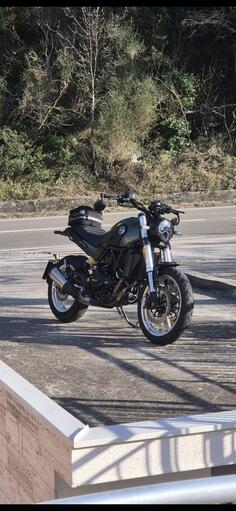 Benelli - Leoncino 500 Trail