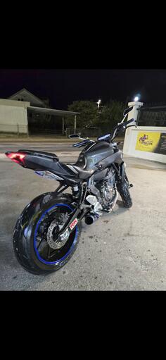 Yamaha - MT 07