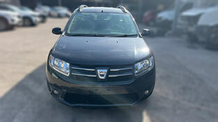U djelovima Dacia - Logan