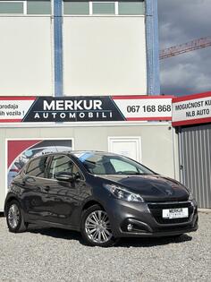 Peugeot - 208 - 1.2i AUTOMATIK