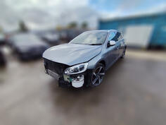 U djelovima Volvo - S60